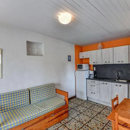 Gite In A Holiday Park With Swimming Pool Saint-Savinien